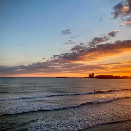 En Front De Avec Vue Imprenable Sur La Grande Des Sables D'olonne Appartement