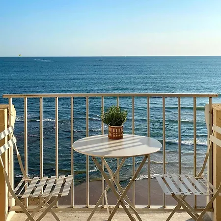 Apartment En Front De Avec Vue Imprenable Sur La Grande Des Sables D'olonne
